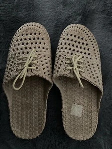 Slides Mules. New. Size 8 - Picture 1 of 2