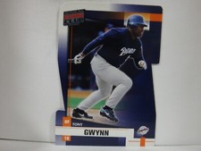 2002 Donruss Fan Club Die-Cut Tony Gwynn #19 HOF