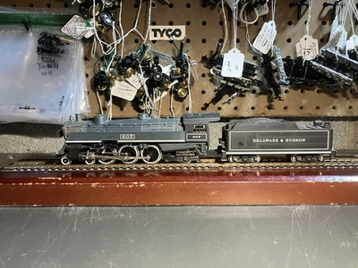 Motor de vapor IHC Mehano HO 4-6-2 y Tender Delaware y Hudson 607 Foto 1 de 4