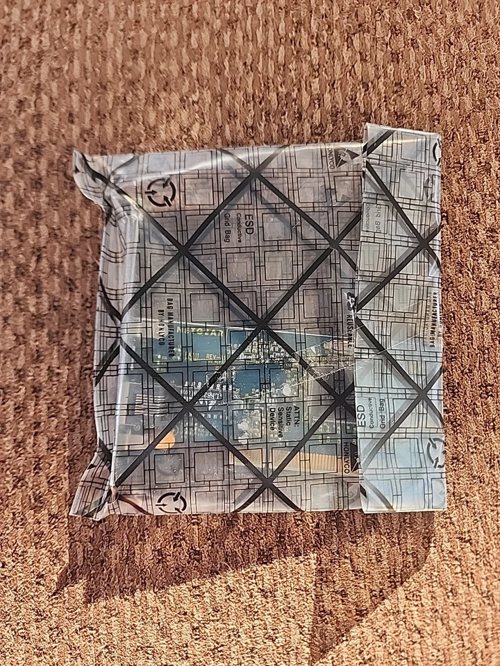 Netgear FA311 Rev-A1 PCI Ethernet Network Card - Image 1 of 2