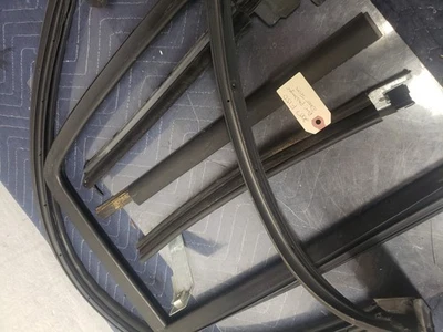 Canal de moldura de puerta de pasajero delantero Ford F150 2007 cabina extendida Foto 1 de 4