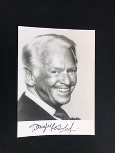 Foto autografiada de Douglas Fairbanks, Jr. - Imagen 1 de 1