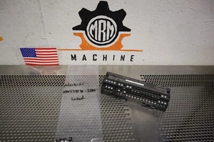 Mitsubishi AJ65SBTB1-32DT Input/Output Unit 24VDC 7mA Used With Warranty - Picture 1 of 12