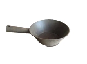 Vintage/Antique Tinware Country Kitchen Sieve with handle - Picture 1 of 5