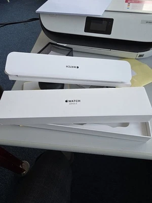 Apple Watch SERIES 3 - Bild 1 von 4