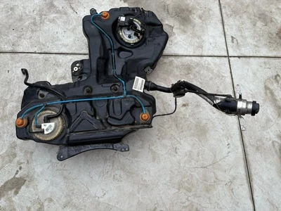 Conjunto depósito combustible gasolina Audi A4 Quattro B8 09-12 8K0201055E OEM Foto 1 de 4