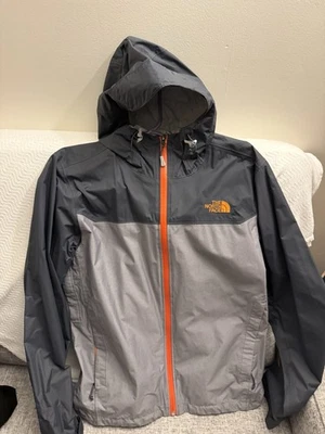 Jaqueta de chuva North Face Dryvent masculina impermeável com capuz tamanho médio - Imagem 1 de 4