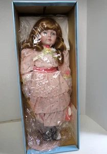 Muñeca de porcelana musical Betty Jane Carter niña irlandesa en caja original Cynthia - Imagen 1 de 15