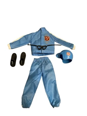 Roupa de corrida vintage anos 70 Big Jim completa com óculos e sapatos HTF - Imagem 1 de 4