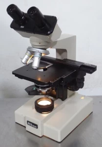 T169864 Nikon SC Binocular Compound Microscope w/ Eyepieces, 3 Objectives - Picture 1 of 8