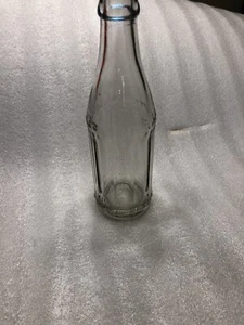Vintage Willisville Bottling Works: Willisville Ill. 6 1/2 Fuild Oz. - Picture 1 of 12