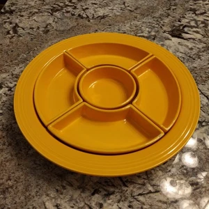 VINTAGE FIESTAWARE YELLOW DIVIDED RELISH TRAY WITH ALL 5 LIFT-OUT SECTIONS - Picture 1 of 13