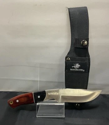 Cuchillo de hoja fija con mango grabado Winchester con funda (4") Foto 1 de 4