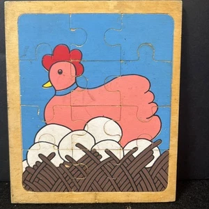 Vintage Wood Puzzle Hen On Nest Eggs 6.5” T, 5.5” W 12 Pieces Farmhouse Nursery - Picture 1 of 3