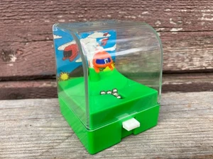 Vintage Tomy Starcades Aufzieh Hubschrauber Rettung Spielzeug Spiel 1987 - Bild 1 von 3