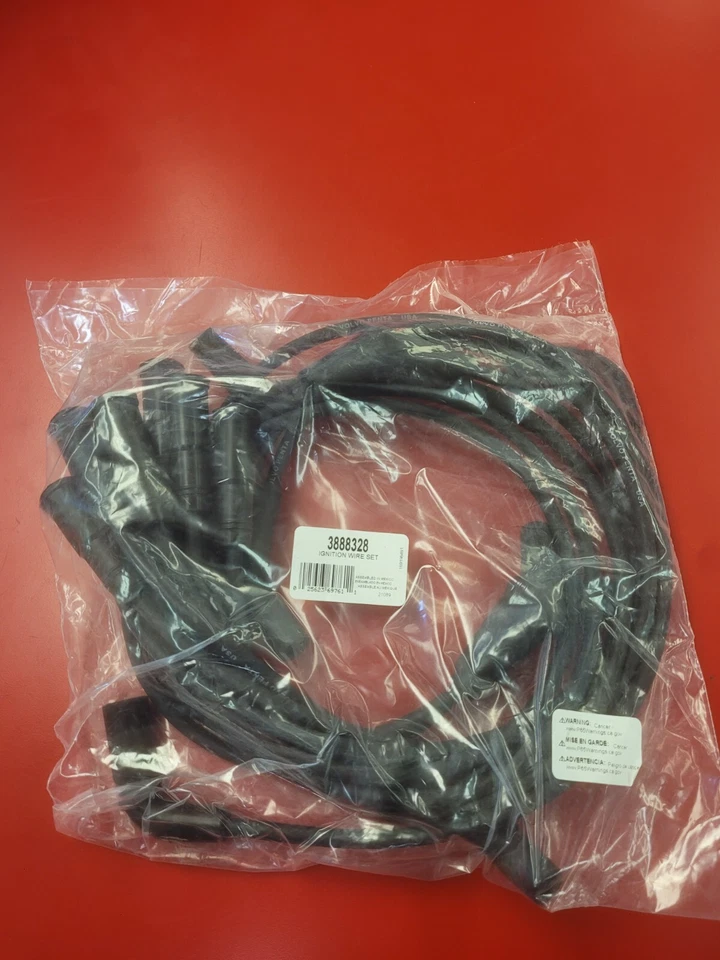 Volvo Penta New OEM Ignition Spark Plug Wire Set 3888328 V8 5.0L, 5.7L, 8.1L - Image 1 of 1