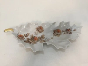Old Nuremberg Bavaria Germany Roses leaf shaped Dish, 11" x 4 1/2" - Picture 1 of 7