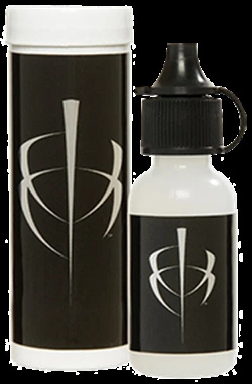 Kit de cuidado de cuerdas de arco artesanal corazón negro OMP Foto 1 de 1