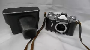 Corpo fotocamera vintage Zenit E 35 mm pellicola in custodia - Foto 1 di 10