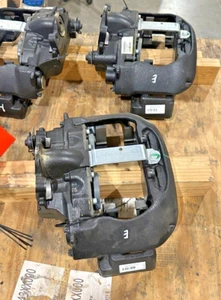 New GENUINE Meritor EX225L244XX000 Air Disc Brake Caliper w/Carrier, Right Side - Imagen 1 de 7