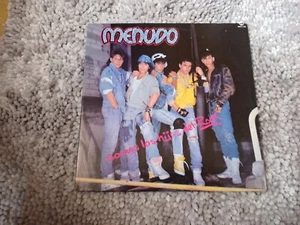 MENUDO ( LOS HIJOS DEL ROCK ) 1981 VINYL LP MADE AT MEXICO RICKY MARTIN - Picture 1 of 8