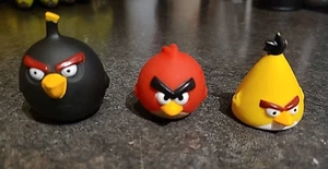 Angry Birds Knock On Wood Game Replacement Parts Pieces 3 Birds Yellow Red Black - Picture 1 of 6