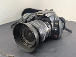 Canon EOS Rebel XTi DS126151 - Picture 1 of 9
