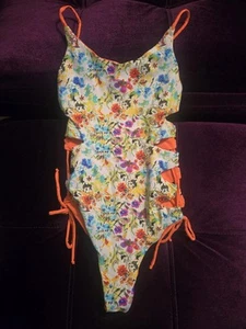 Damen Badeanzug Blumen Einteiler Cutout - Größe S - Maylana - Bild 1 von 13