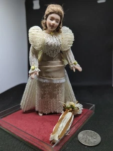 Casa delle bambole in miniatura IGMA Rosemary Tucker Doll scala 1:12 - Foto 1 di 14
