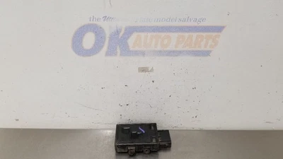 12 MÓDULO DE CONTROL BOMBA DE COMBUSTIBLE TOYOTA TUNDRA 8957134070 Foto 1 de 4