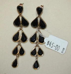 VINTAGE JEWELRY Earrings Tear Drop Black Crystals - Picture 1 of 3