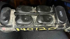Door Switch Front FORD ESCORT 99 - Picture 1 of 1