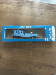 Vintage Life Like HO Scale Santa Fe Maintenance Search Light Train Car Hong Kong - Picture 1 of 6