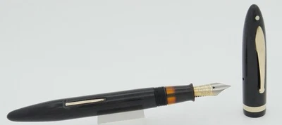 Sheaffer Balance Full-Size Black & Gold Fountain Pen - 14kt XFine Nib - c. 1940 - Image 1 of 4