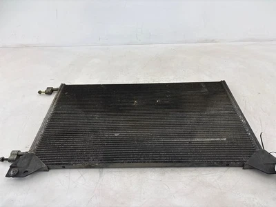 2001-2014 Chevrolet Silverado 3500 A/C condensador de ar condicionado fabricante de equipamento original - Imagem 1 de 4