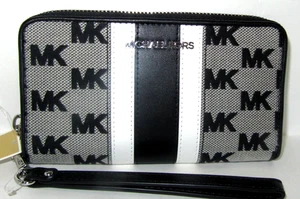 Michael Kors Jet Set Large Flat Multifunction Phone Case Black White Wallet NWT - Picture 1 of 8