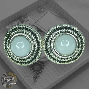 The Jewelry Stash Damen Ohrstecker weiß rund Kunstmondstein silberfarben - Bild 1 von 5