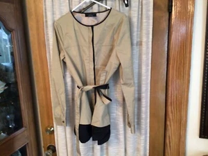 Elie Tahari Jacket  Tan And Black Zip Up  Womens Size Medium Belt - Picture 1 of 6