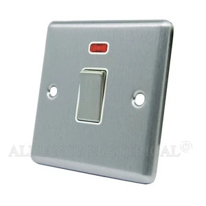 Interruptor DP clásico cromado satinado 20A con neón CSC20ASWIWS - Imagen 1 de 1
