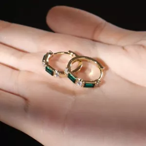 18k yellow gold gf made with SWAROVSKI green crystal hoop huggie earrings - Picture 1 of 4