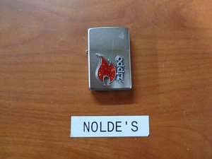 28847 Zippo Red Flame Genuine Zippo Lighter Sam017 B67 - Picture 1 of 4