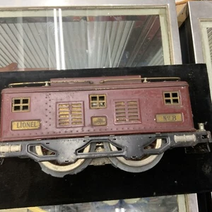 + Lionel Standard Gauge Tinplate No. 8 Maroon Electric Engine - Picture 1 of 8