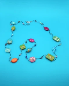 Premier Designs Perlenkette Murano Glas Ab Perlen geknotet Fiesta - Bild 1 von 5