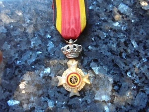 belle medaille militaire belge pro patria - Imagen 1 de 4