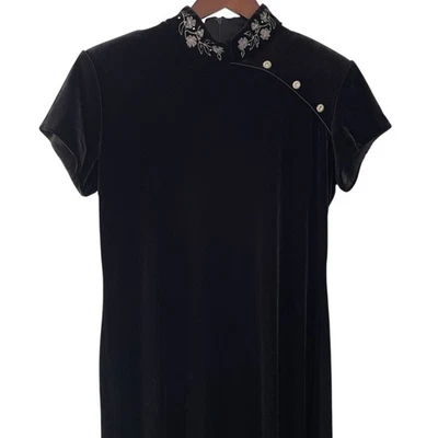 Maxi Vestido Vintage Terciopelo 12 Pequeño Negro Mandarín Estilo Asiático Cuello Bordado Foto 1 de 4