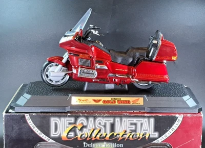 Road Signature 97010 - 1:10 Scale - Honda Gold Wing GL 1500 - Metallic Red - Image 1 of 4