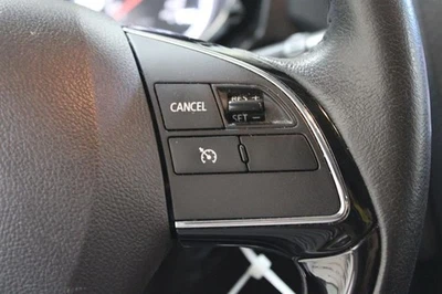 Controles montados en volante 8602A080 para 16-19 Outlander Sport 2866484 Foto 1 de 4