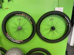 26" STANS NO TUBES ZTR CREST/ARCH FRONT+REAR WHEELS+HOPE PRO/EVO HUBS+TYRES,MTB - Picture 1 of 15