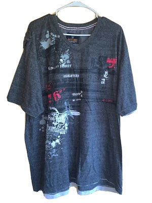 Quilted giraffe men's gray Black v-neck short sleeve t-shirt size 3X - Image 1 of 4