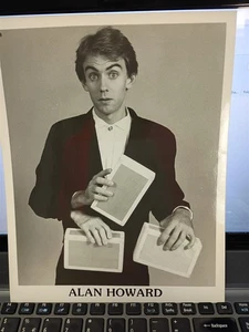 Alan Howard Jongleur Original 8x10 Werbefoto - Bild 1 von 1
